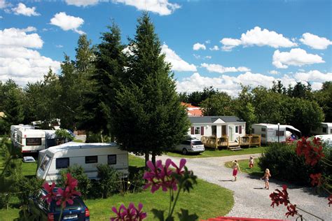 oase praha camping.